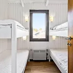 Ln1868-hjorring-fugleklovej-13 بيت للعطل Hjørring